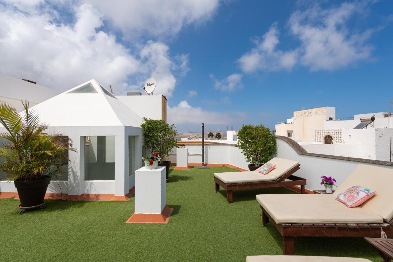 The Yellow House - Solarium - Climatized Pool Galdar Exterior photo