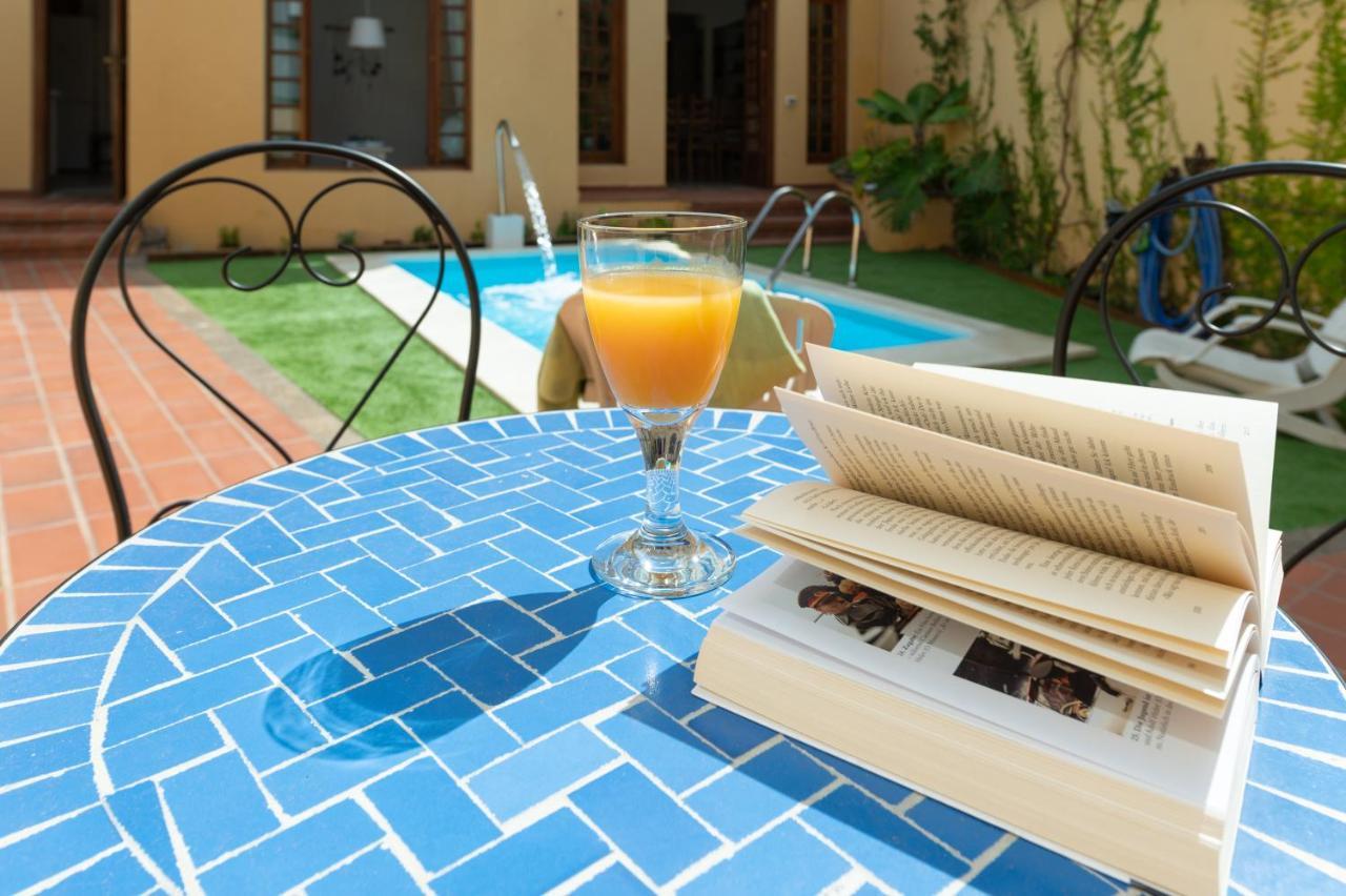 The Yellow House - Solarium - Climatized Pool Galdar Exterior photo